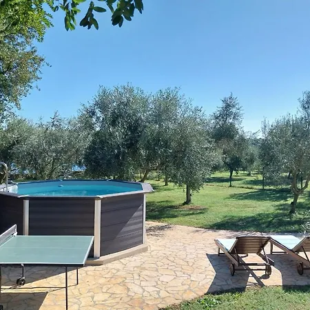 Ferienhaus House Ive- Romantische Flucht- Jacuzzi- Pool- By Interhome
